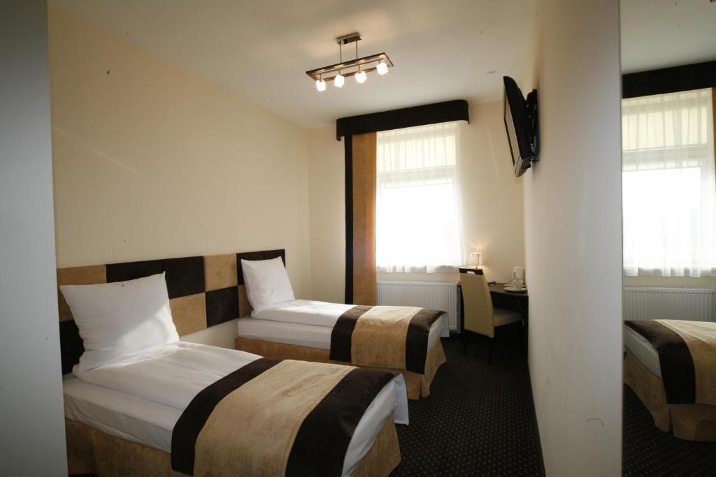 وودج Boutique Hotel'S I Milionowa الغرفة الصورة