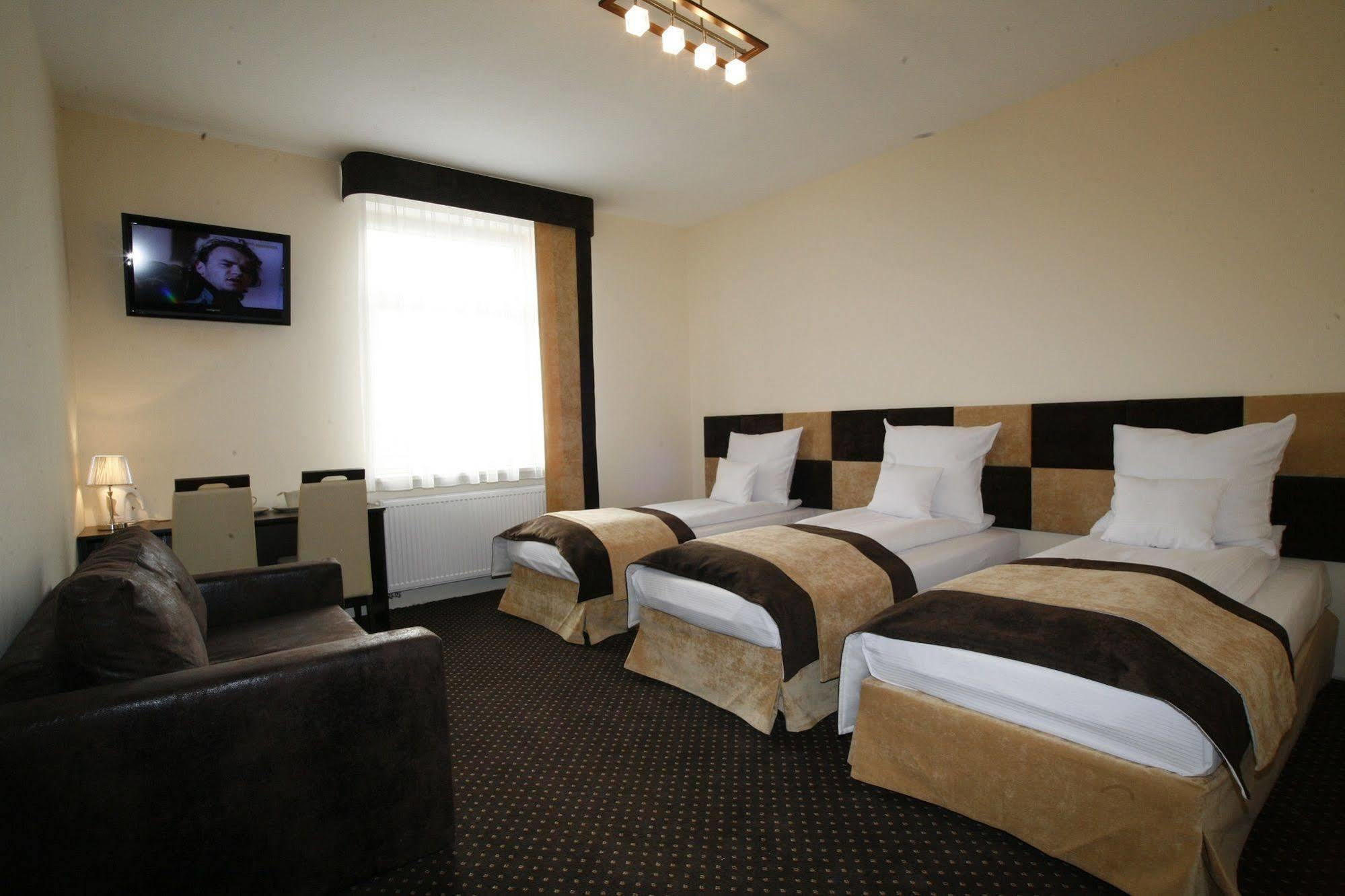 وودج Boutique Hotel'S I Milionowa المظهر الخارجي الصورة